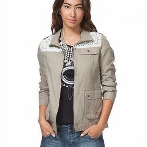 ⬇️ RipCurl Forever Young Jacket Sz L